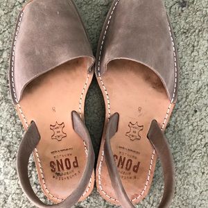 Avarca Pons Sandals size 8